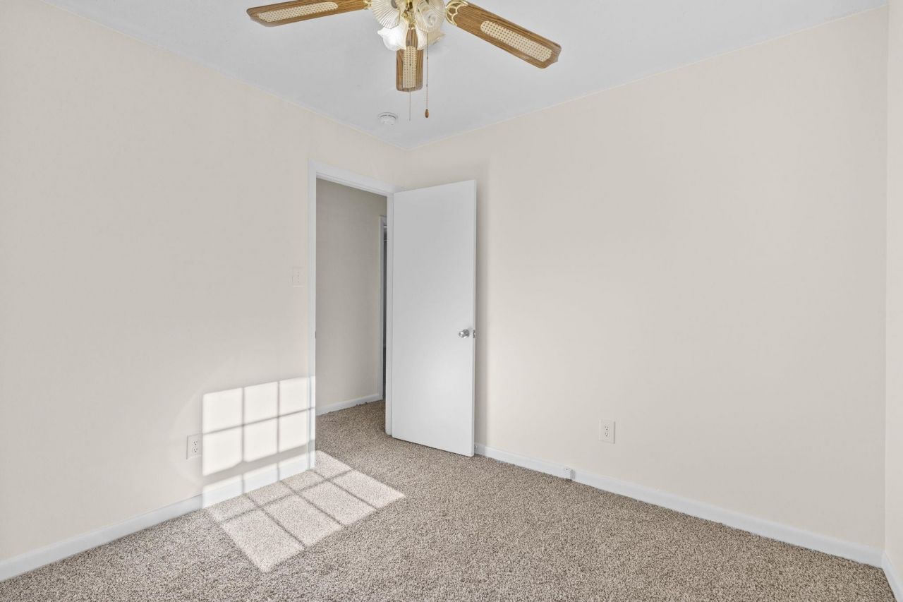 112 Longwood Ln. Photo 25