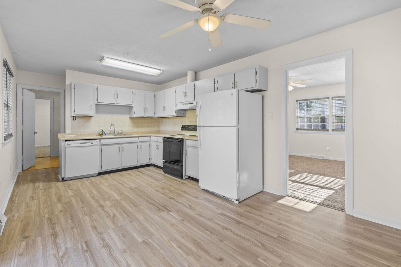 112 Longwood Ln. Photo 27