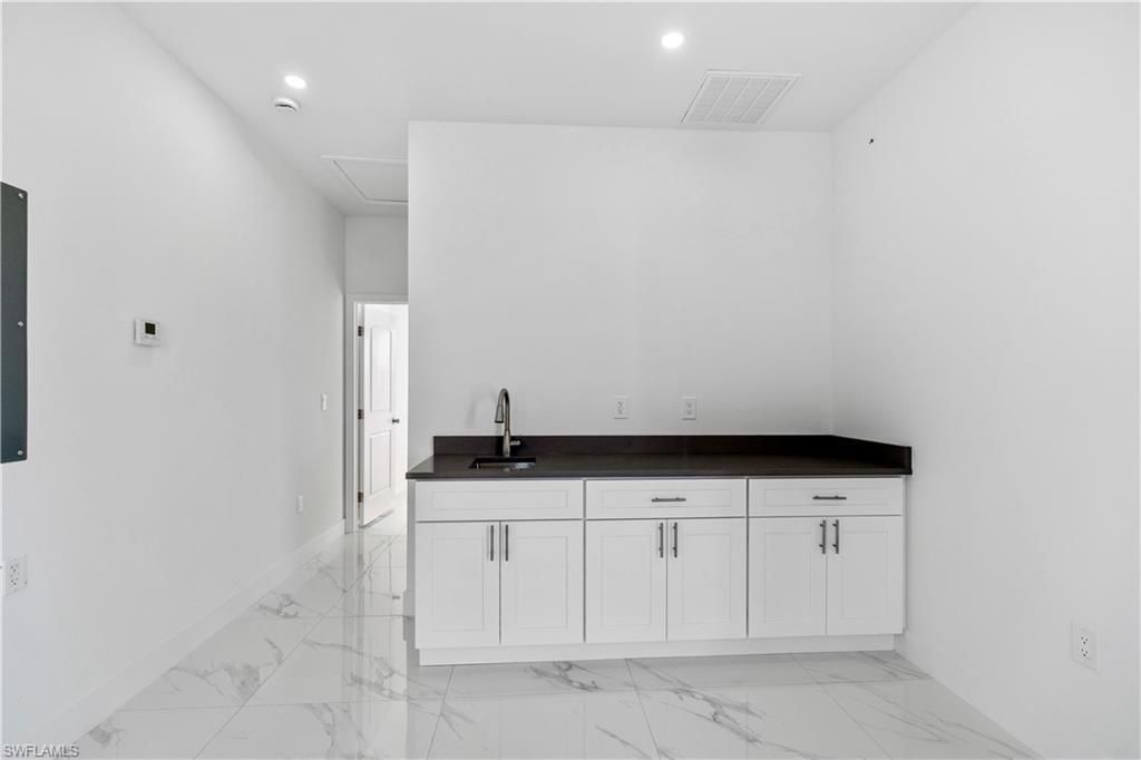 928/930 Hepburn Ave, Lehigh Acres, FL 33974 Photo