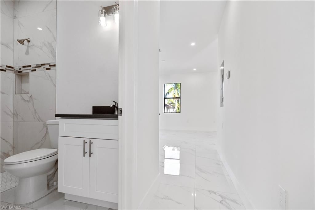 928/930 Hepburn Ave, Lehigh Acres, FL 33974 Photo