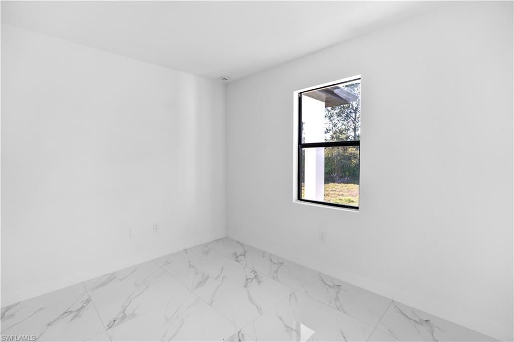 928/930 Hepburn Ave, Lehigh Acres, FL 33974 Photo