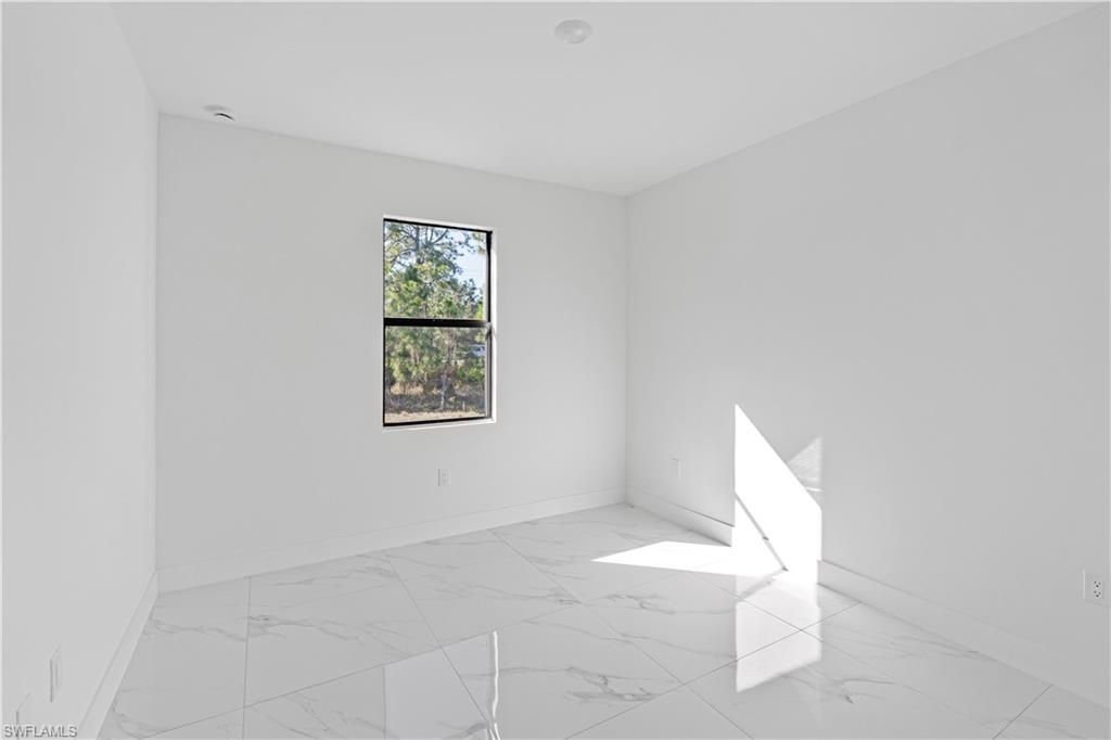 928/930 Hepburn Ave, Lehigh Acres, FL 33974 Photo