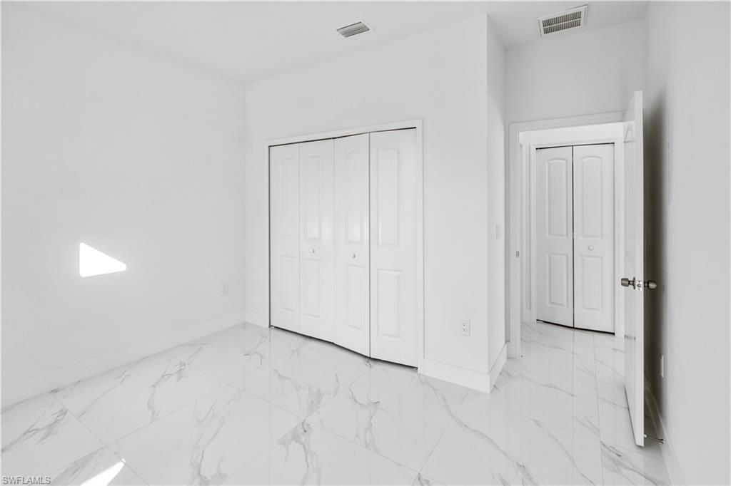 928/930 Hepburn Ave, Lehigh Acres, FL 33974 Photo