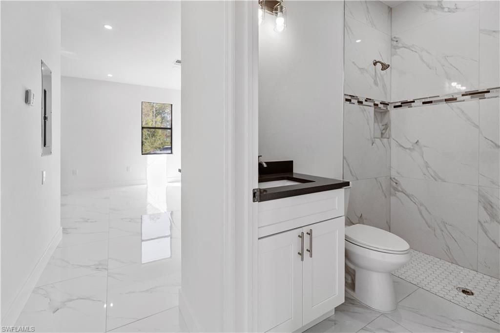 928/930 Hepburn Ave, Lehigh Acres, FL 33974 Photo