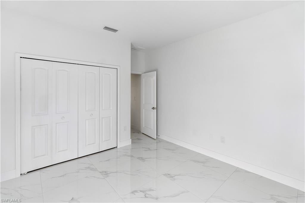 928/930 Hepburn Ave, Lehigh Acres, FL 33974 Photo