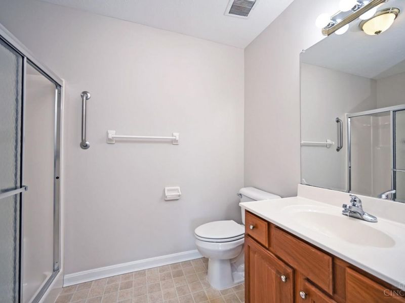 228 Edinburgh Lane, Springdale, OH 45246 Photo 22