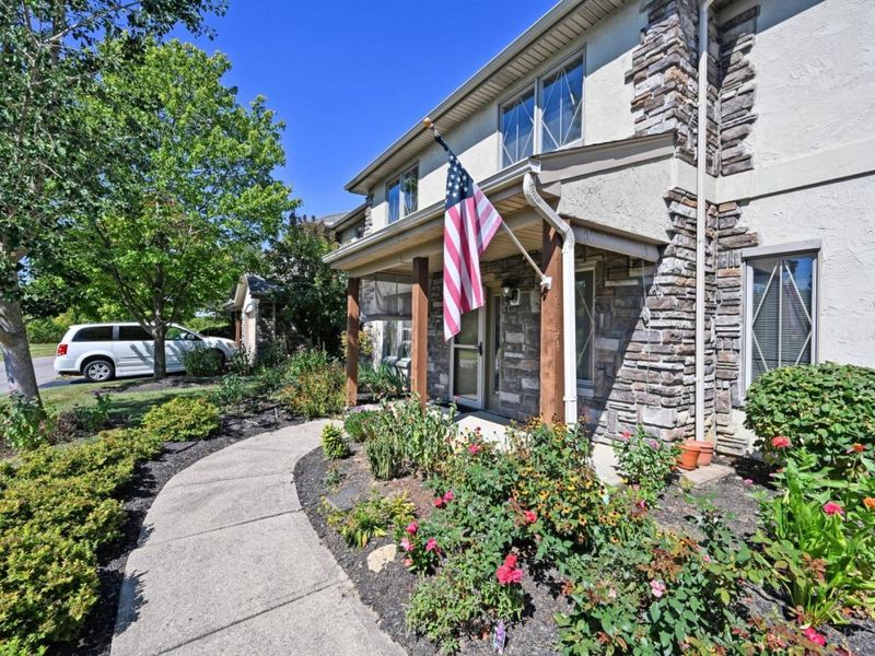 228 Edinburgh Lane, Springdale, OH 45246 Photo 4