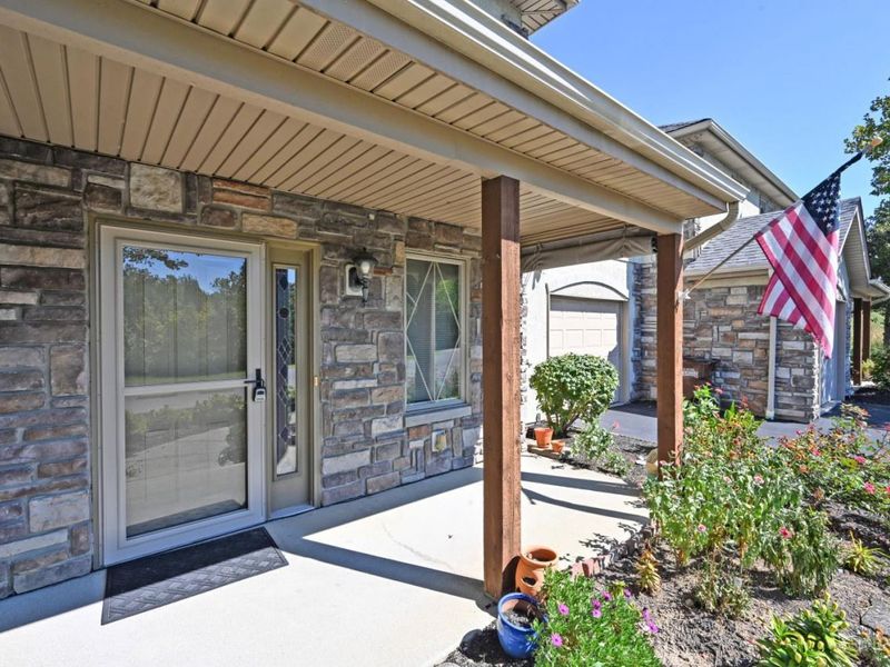 228 Edinburgh Lane, Springdale, OH 45246 Photo 5