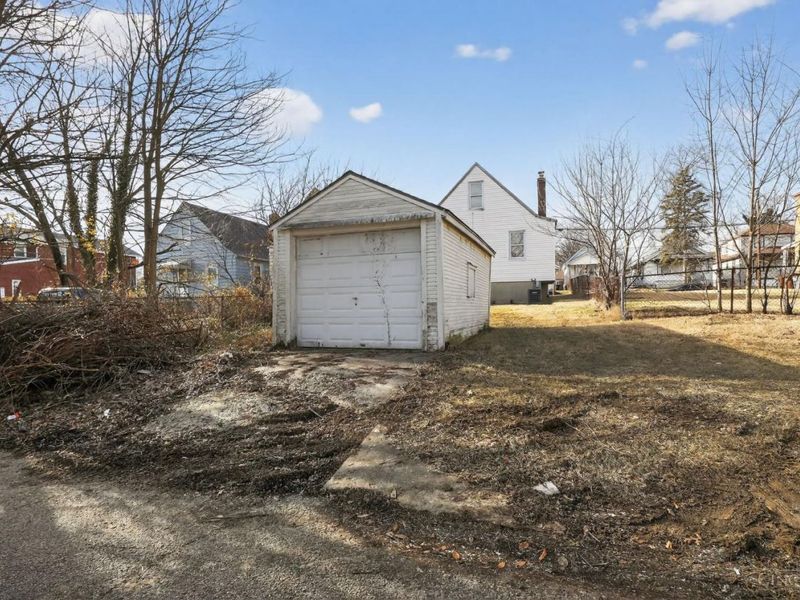 6822 Betts Avenue, North College Hill, OH 45239 Photo 5