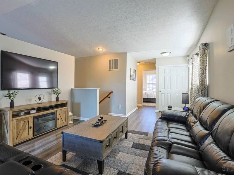 4086 Resolute Circle, Colerain Township, OH 45252 Photo 8