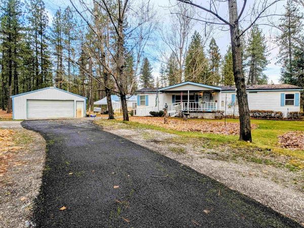 4040 Lyon Moss Rd, Loon Lake, WA 99148