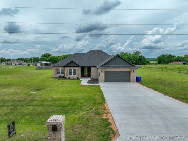 8201 S 13th Street East, Muskogee, OK 74403