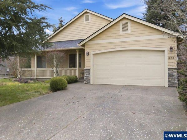 323 Lydia Ln, Lebanon, OR 97355