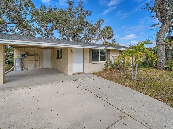 1203 PINELAND AVENUE, VENICE, FL 34285