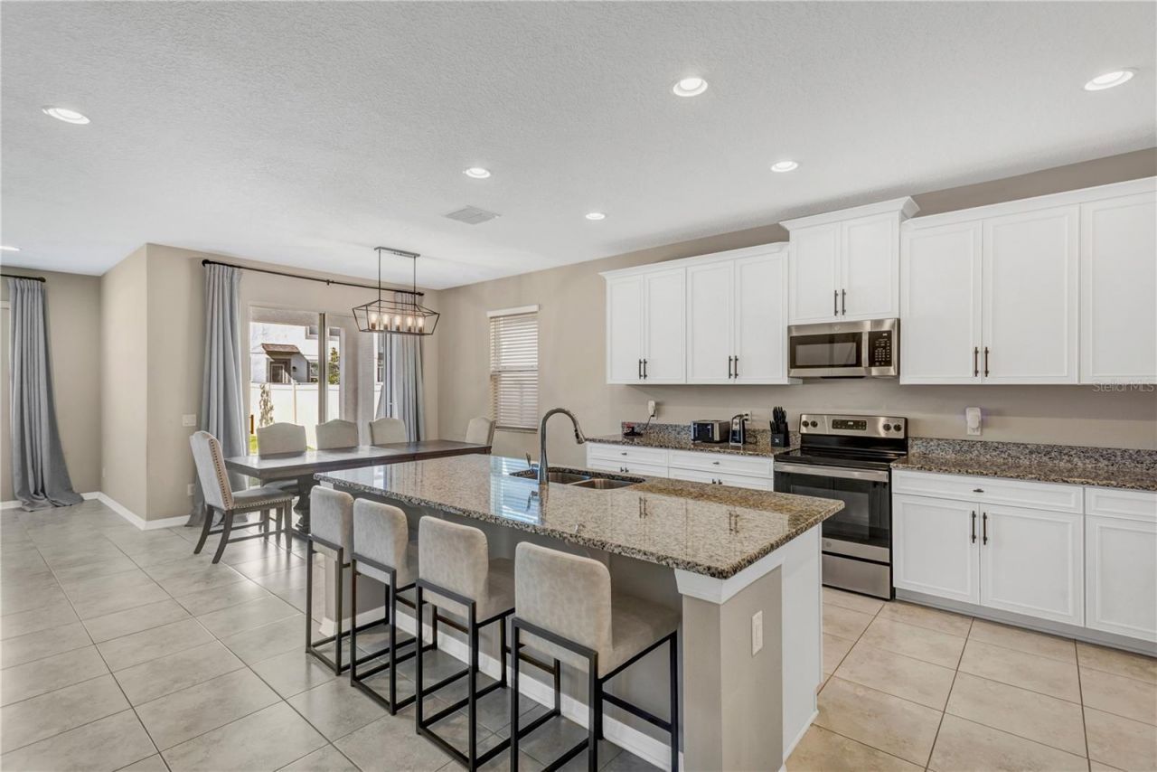 3027 Autumn Rock Drive, Zephyrhills, FL 33540 Photo