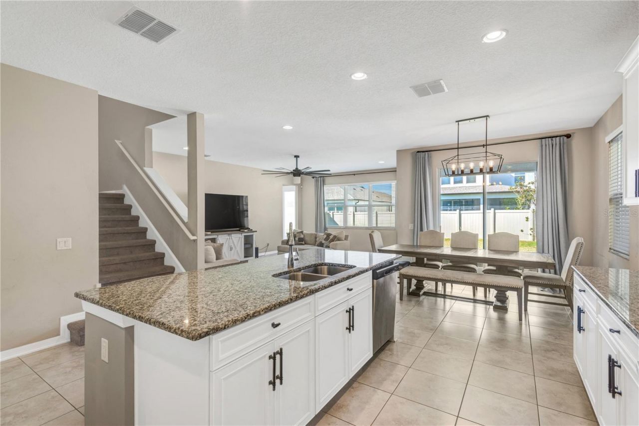 3027 Autumn Rock Drive, Zephyrhills, FL 33540 Photo