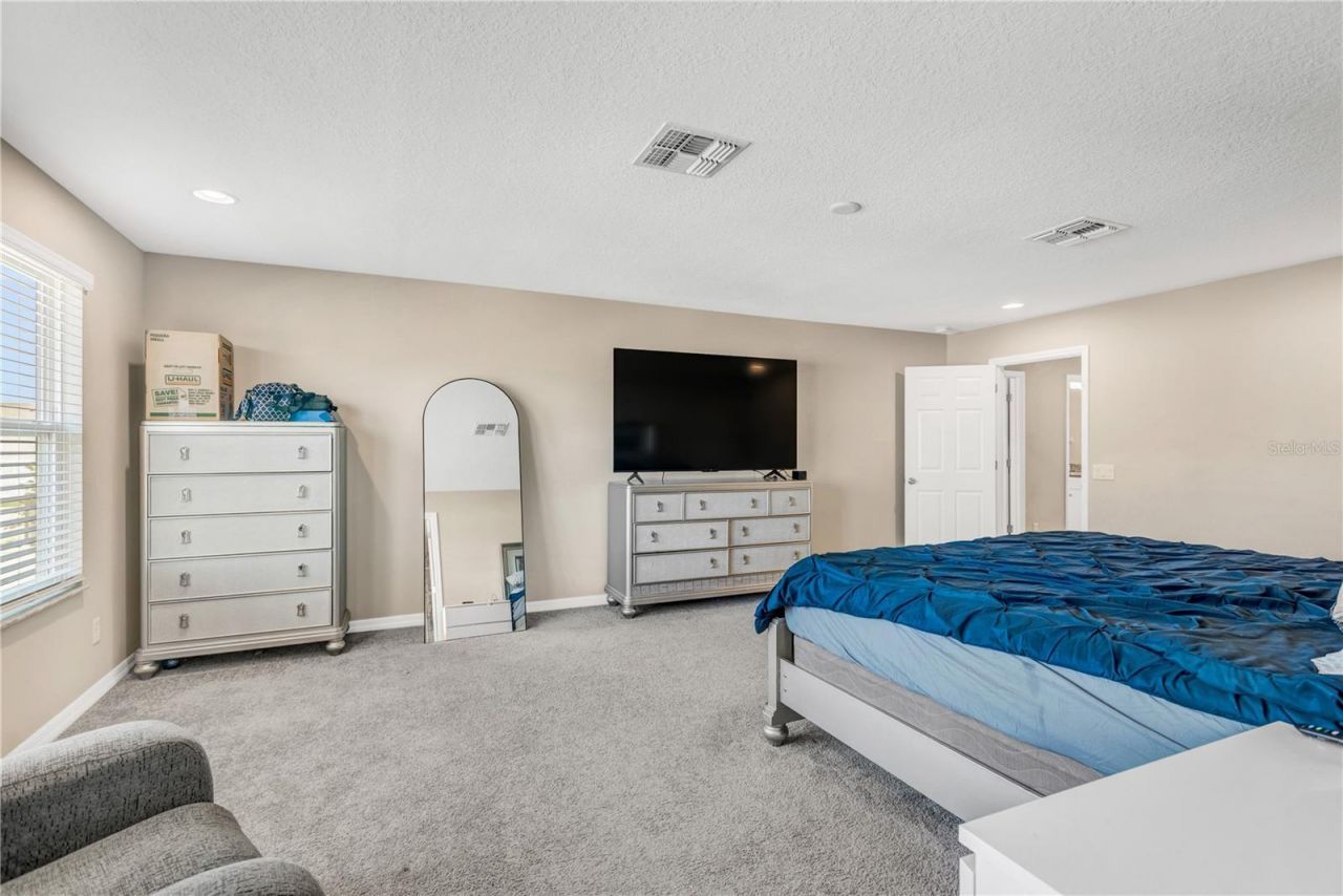 3027 Autumn Rock Drive, Zephyrhills, FL 33540 Photo