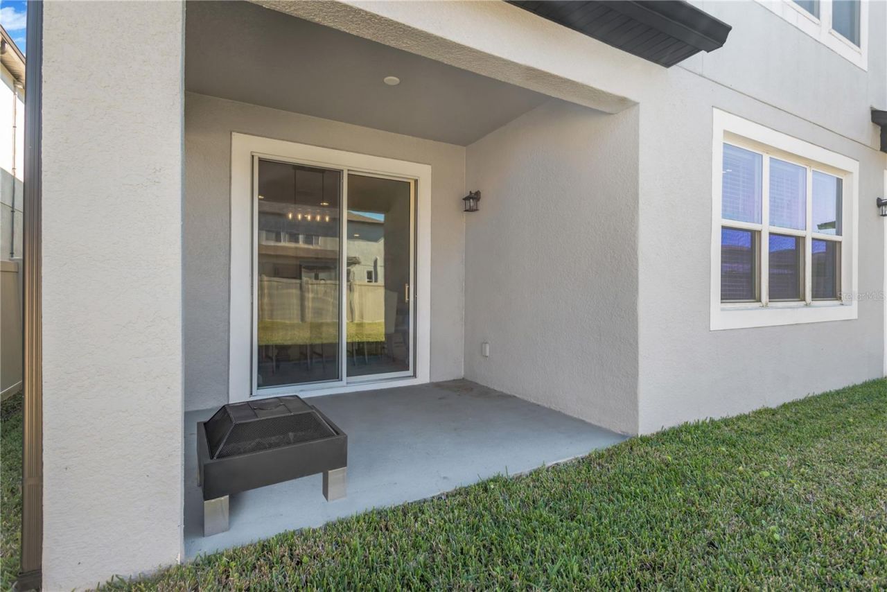 3027 Autumn Rock Drive, Zephyrhills, FL 33540 Photo