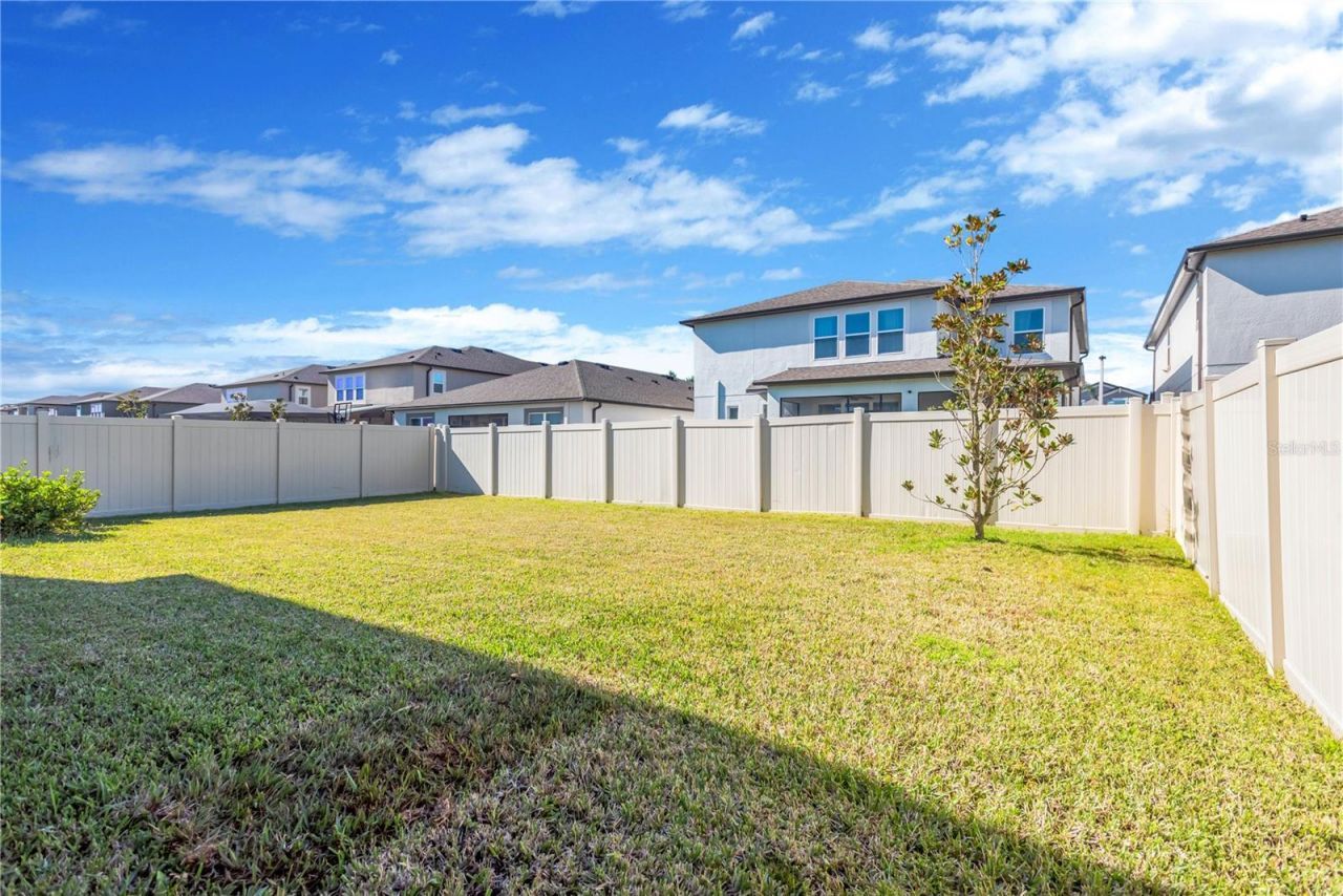 3027 Autumn Rock Drive, Zephyrhills, FL 33540 Photo