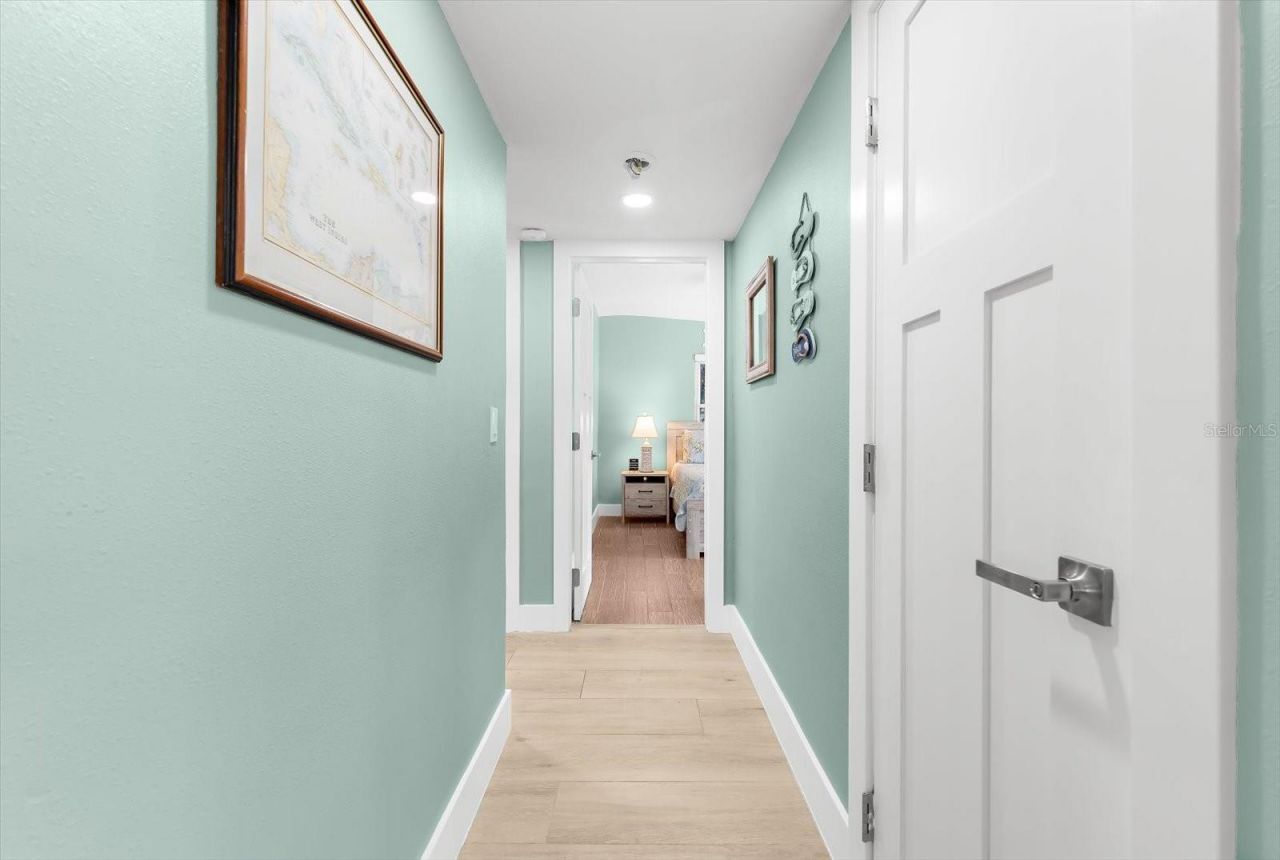 310 66th Street, Holmes Beach, FL 34217 Photo