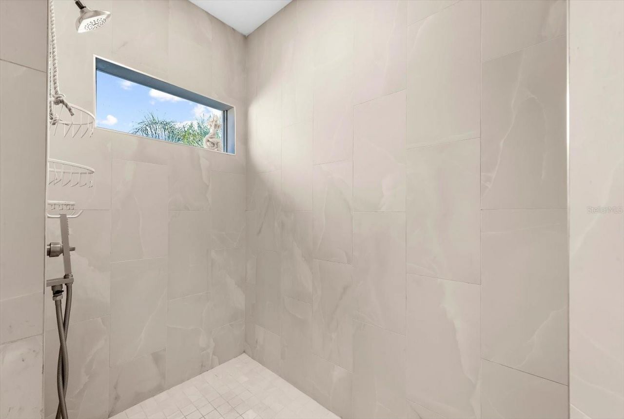 310 66th Street, Holmes Beach, FL 34217 Photo