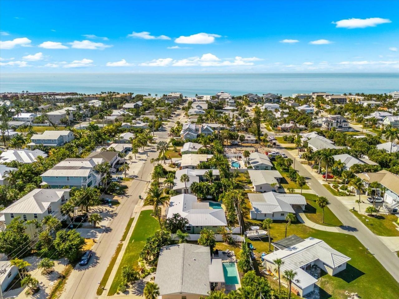 310 66th Street, Holmes Beach, FL 34217 Photo