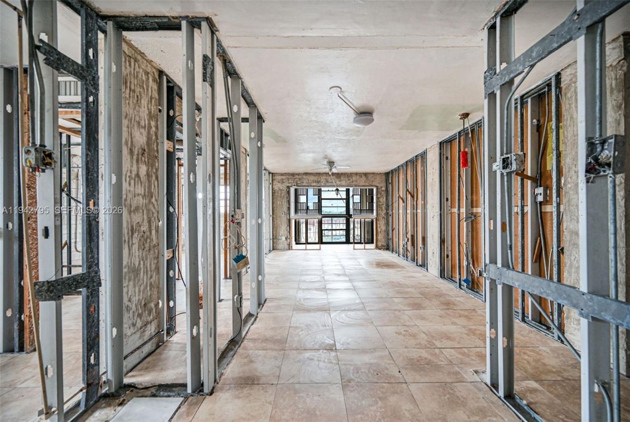 3640 NW 9th St, Unit 401, Miami, FL 33125 Photo