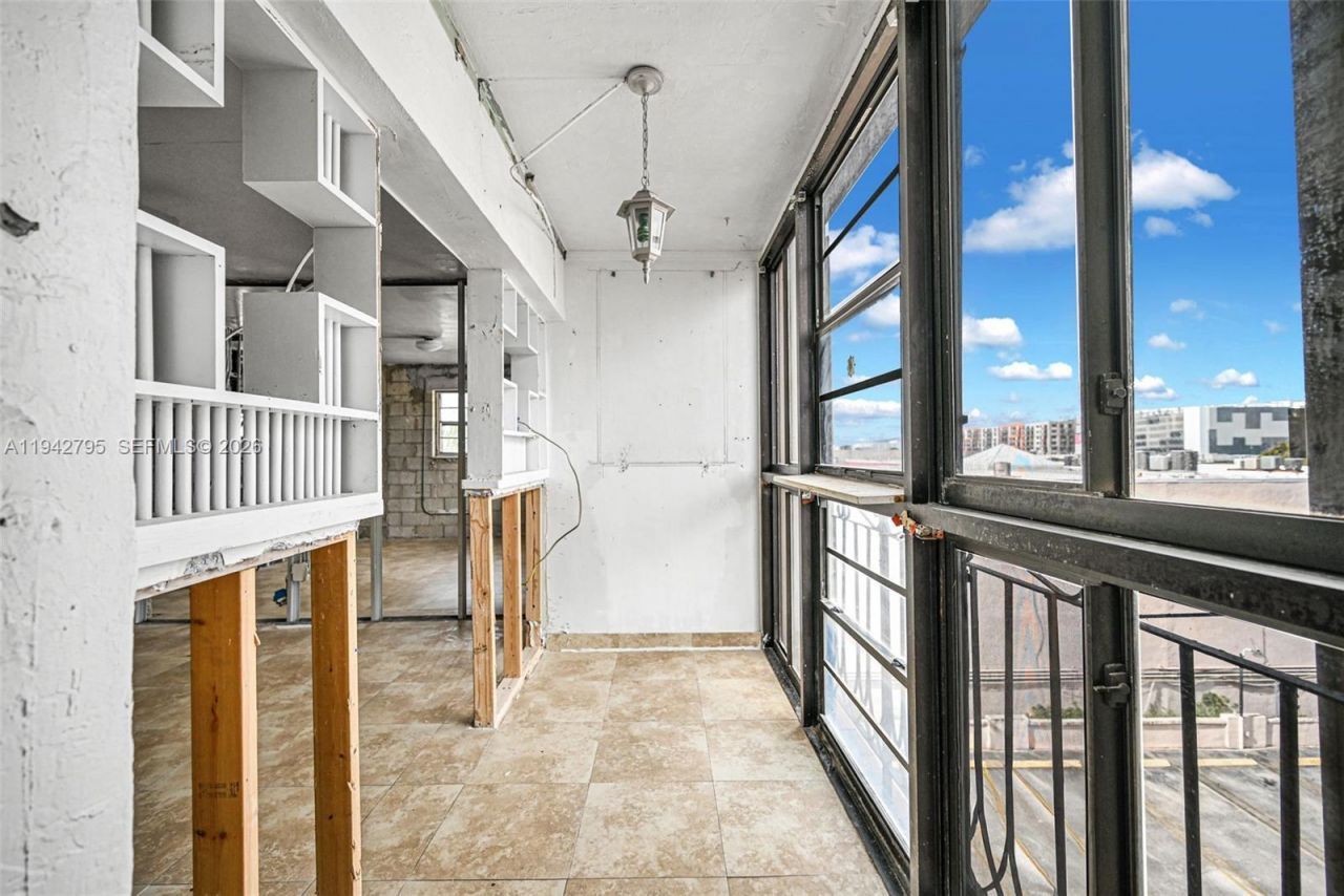 3640 NW 9th St, Unit 401, Miami, FL 33125 Photo