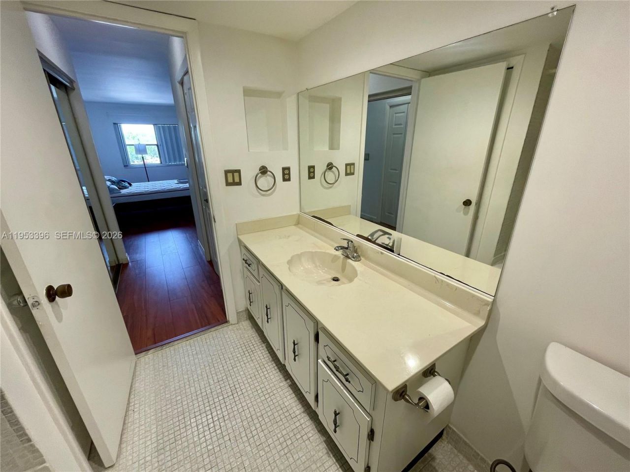 240 Lakeview Dr, Unit 308, Weston, FL 33326 Photo