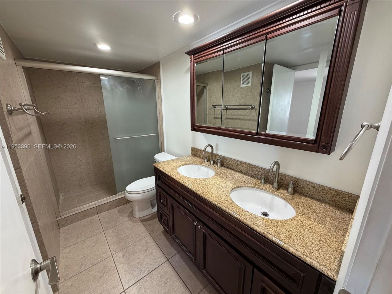 240 Lakeview Dr, Unit 308, Weston, FL 33326 Photo