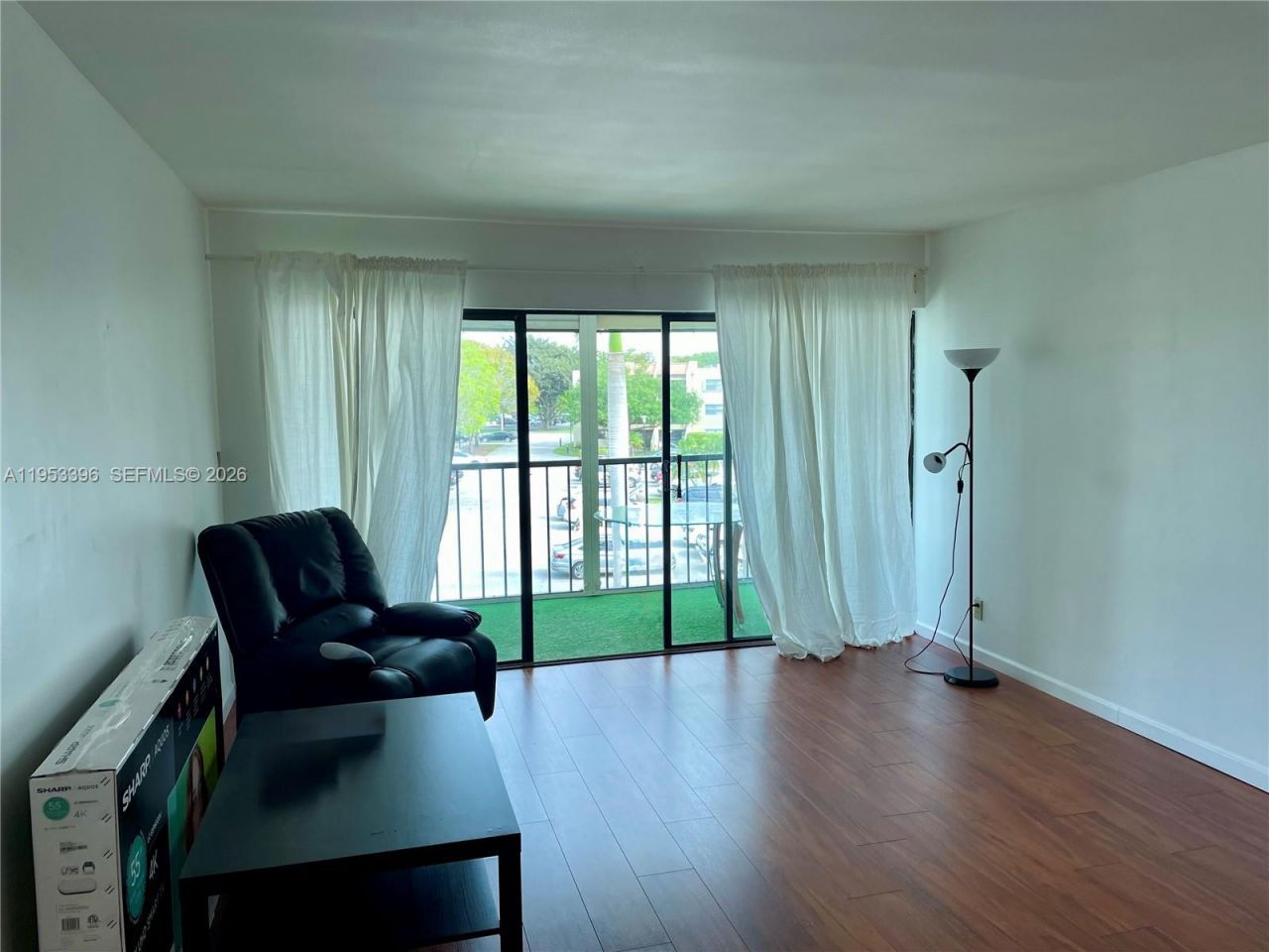 240 Lakeview Dr, Unit 308, Weston, FL 33326 Photo