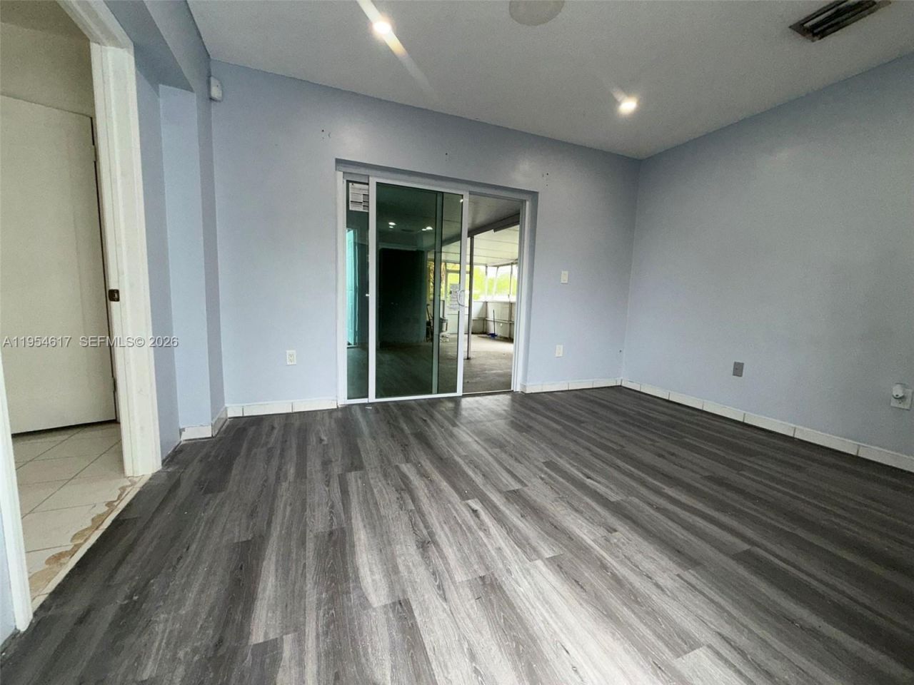 9825 SW 54th St, Miami, FL 33165 Photo