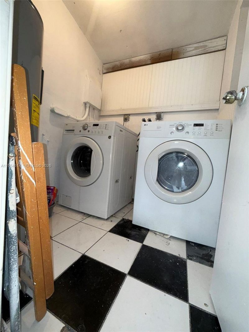 9825 SW 54th St, Miami, FL 33165 Photo