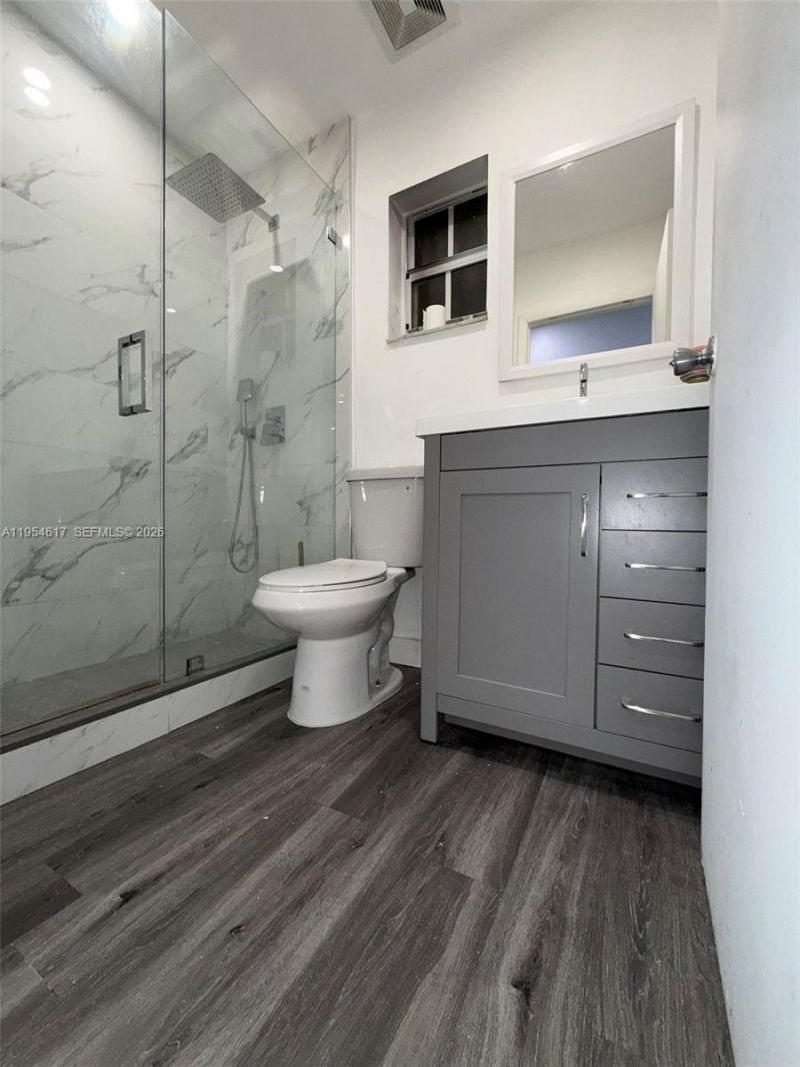 9825 SW 54th St, Miami, FL 33165 Photo