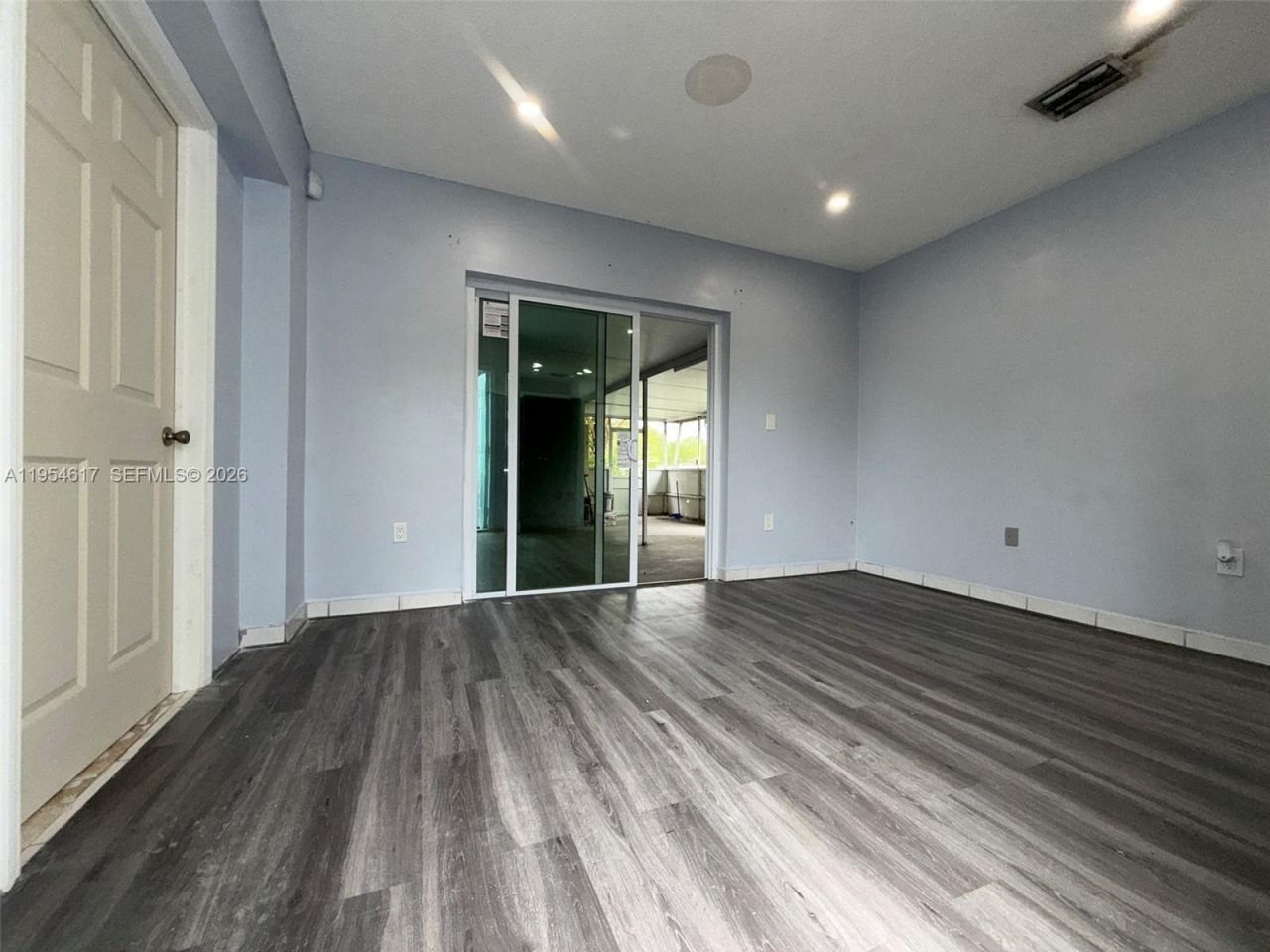 9825 SW 54th St, Miami, FL 33165 Photo