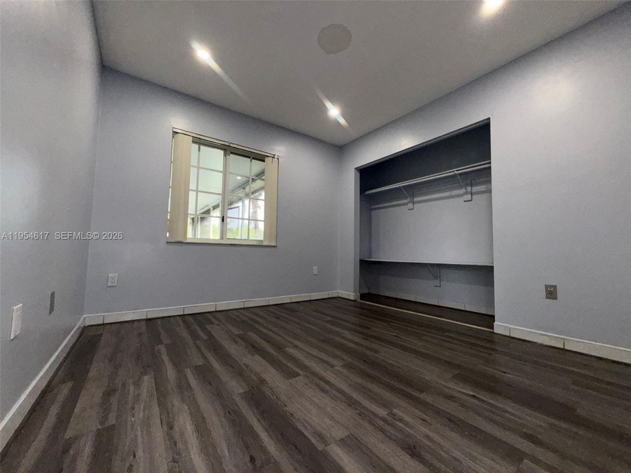 9825 SW 54th St, Miami, FL 33165 Photo