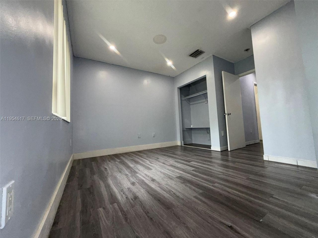 9825 SW 54th St, Miami, FL 33165 Photo