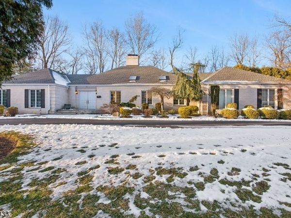 50 Cayuga Way, Millburn, NJ 07078