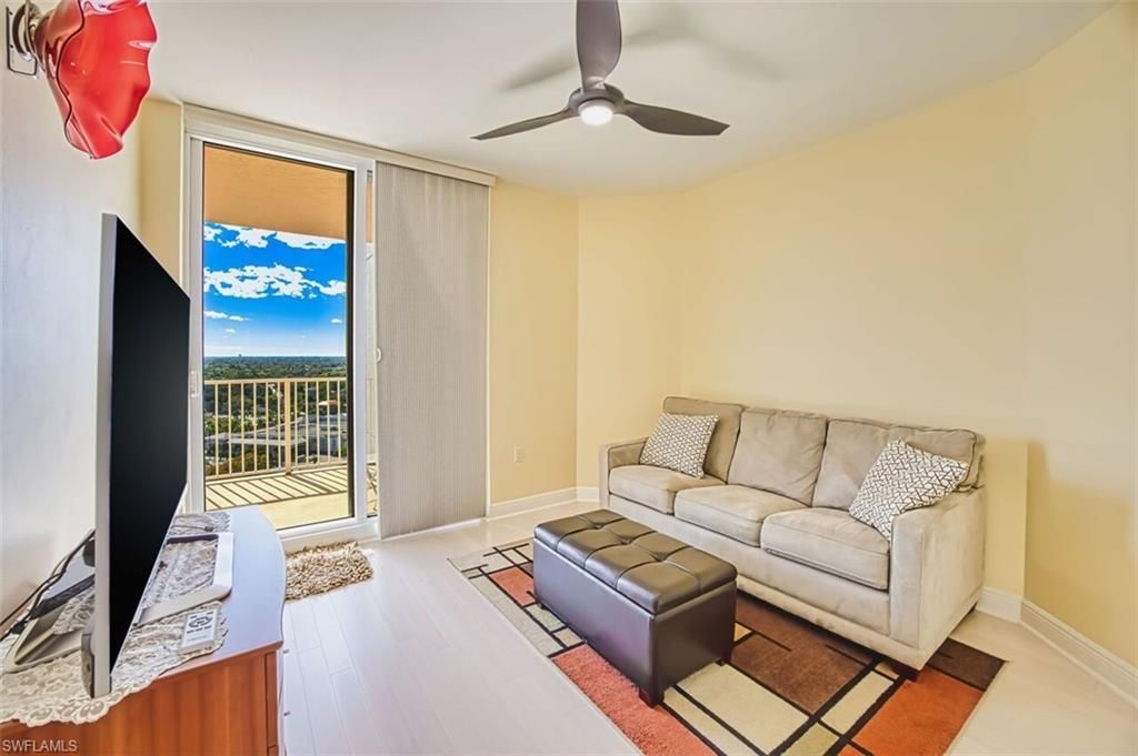 2090 W First St , Unit 1810, Fort Myers, FL 33901 Photo