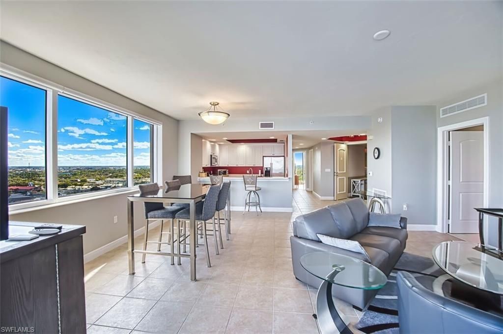 2090 W First St , Unit 1810, Fort Myers, FL 33901 Photo