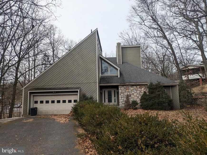 933 Growden Terrace, Cumberland, MD 21502 Main Photo