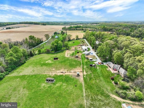 8272 WOODBINE ROAD, AIRVILLE, PA 17302