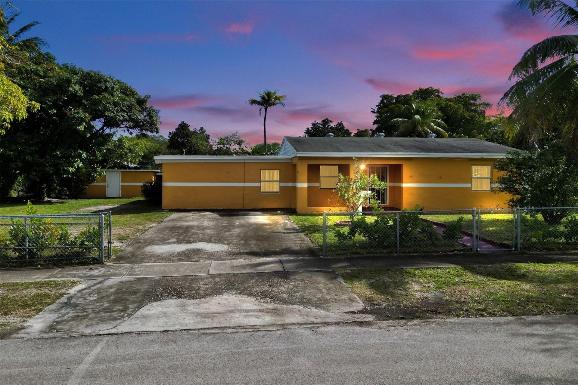 14115 NE 11th Avenue, North Miami, FL 33161 Photo