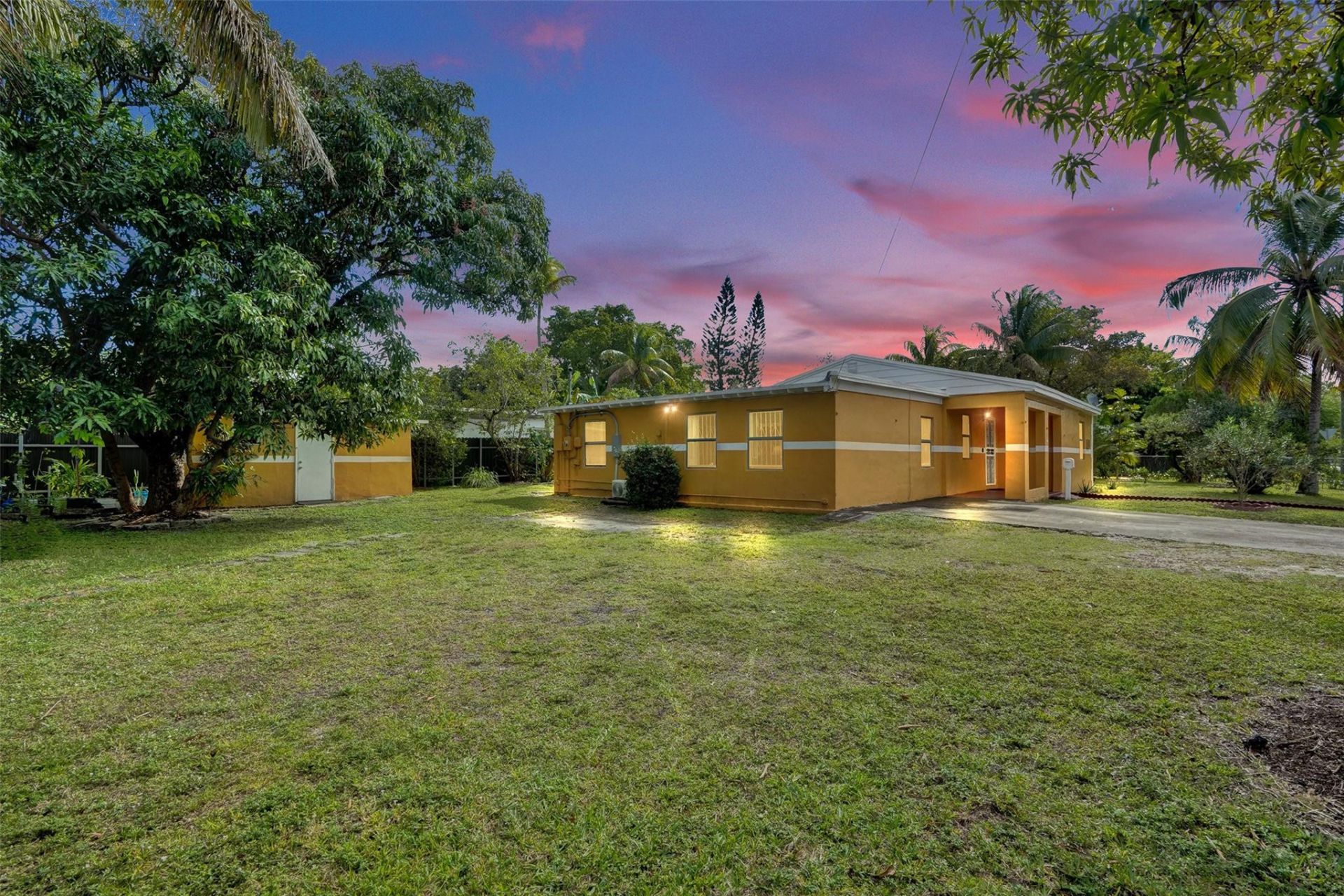 14115 NE 11th Avenue, North Miami, FL 33161 Photo