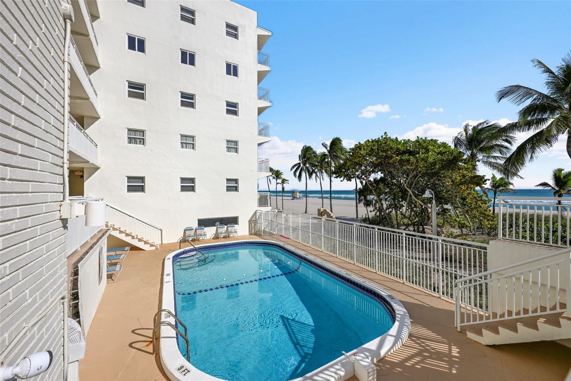 901 S Surf Road, Unit 203, Hollywood, FL 33019 Photo