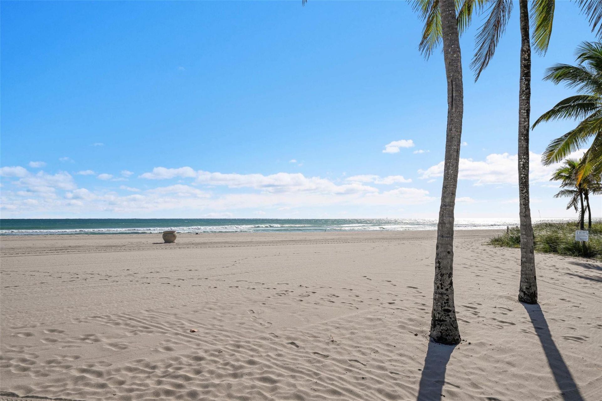 901 S Surf Road, Unit 203, Hollywood, FL 33019 Photo