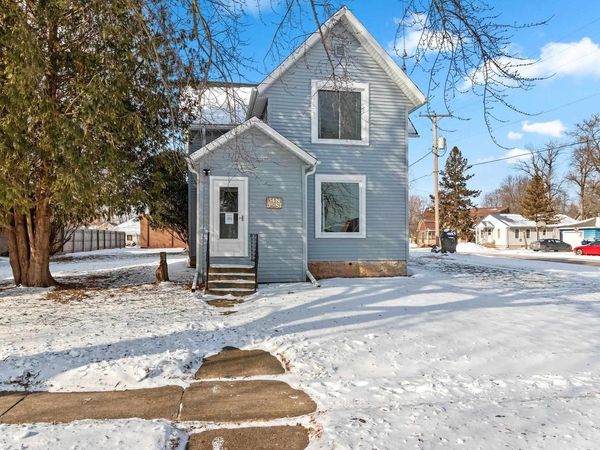 34 N 3RD STREET, Winneconne, WI 54986