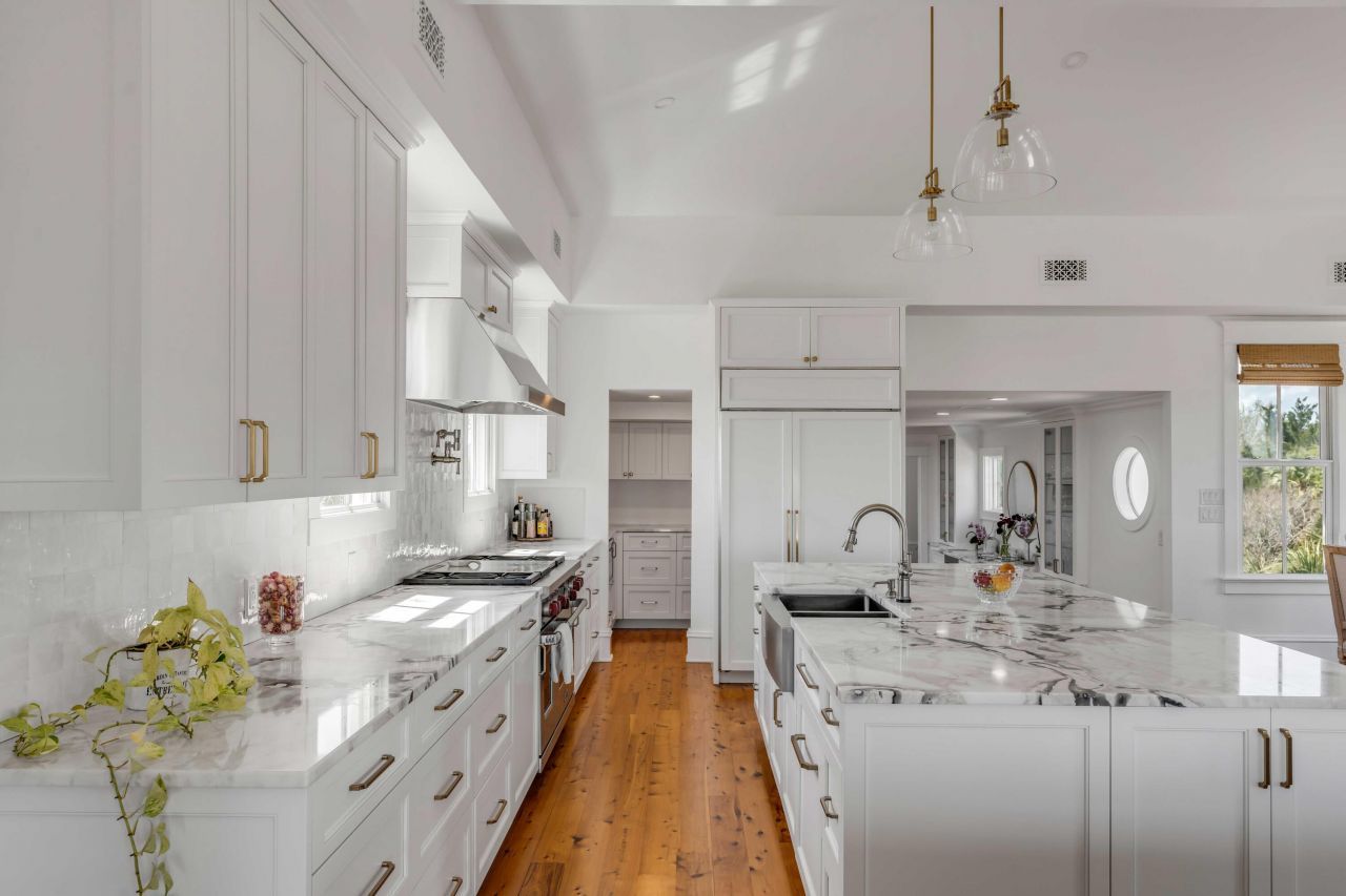 904 Middle Street Photo 15