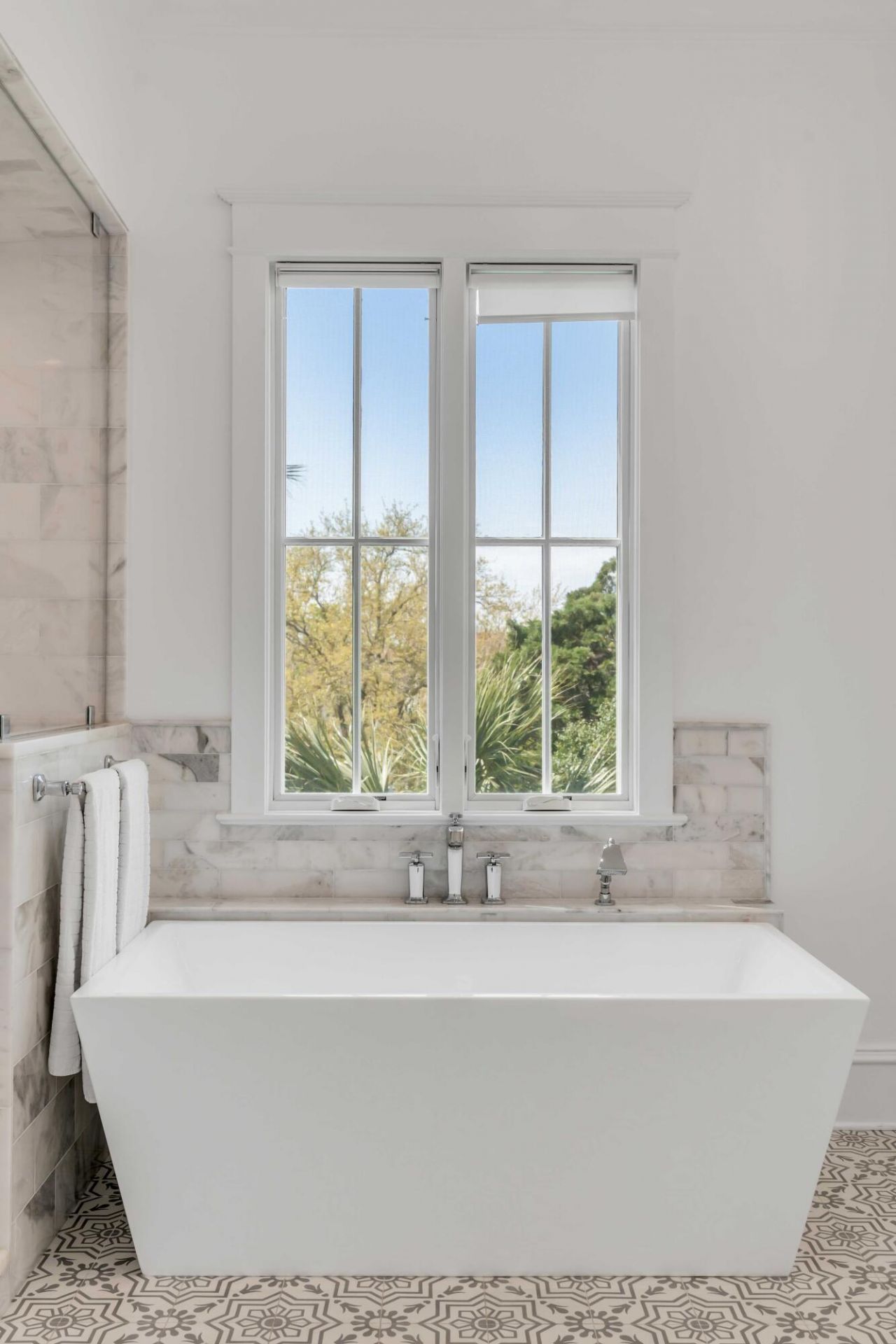 904 Middle Street Photo 24