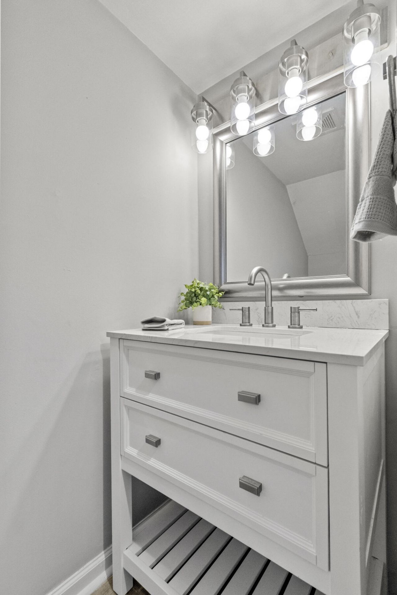 7839 Sandida Court Photo 14